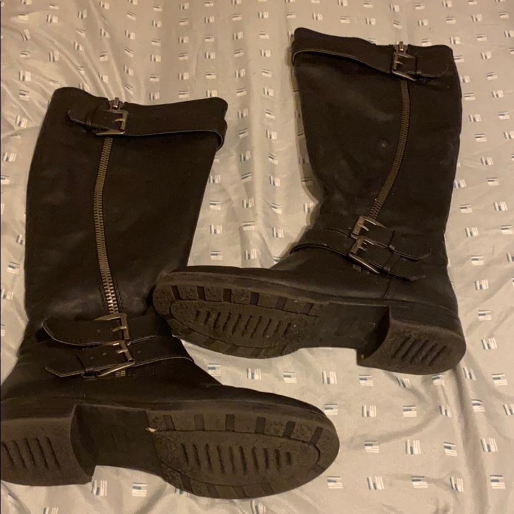 Black riding boots